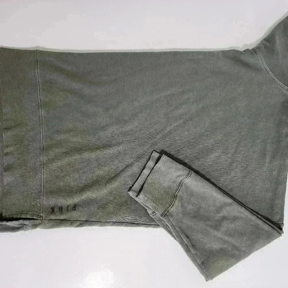 PINK by Victoria's secret crowl neck XLG - Picture 3 of 4